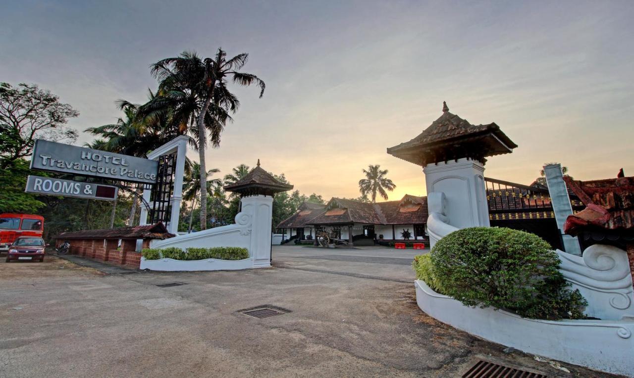 فندق Alappuzhaفي  ترافانكور بالاس المظهر الخارجي الصورة